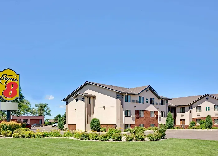 Super 8 By Wyndham Aberdeen East