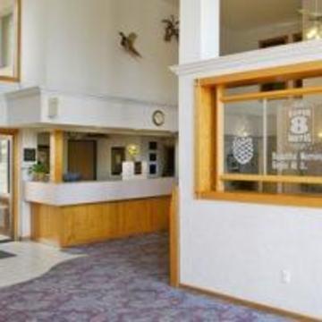 Super 8 By Wyndham East Aberdeen